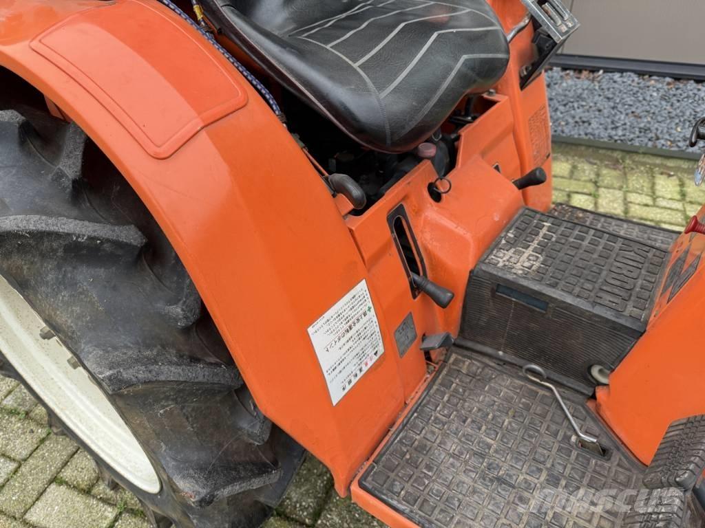 Kubota Bultra B1 - 17 Traktorji