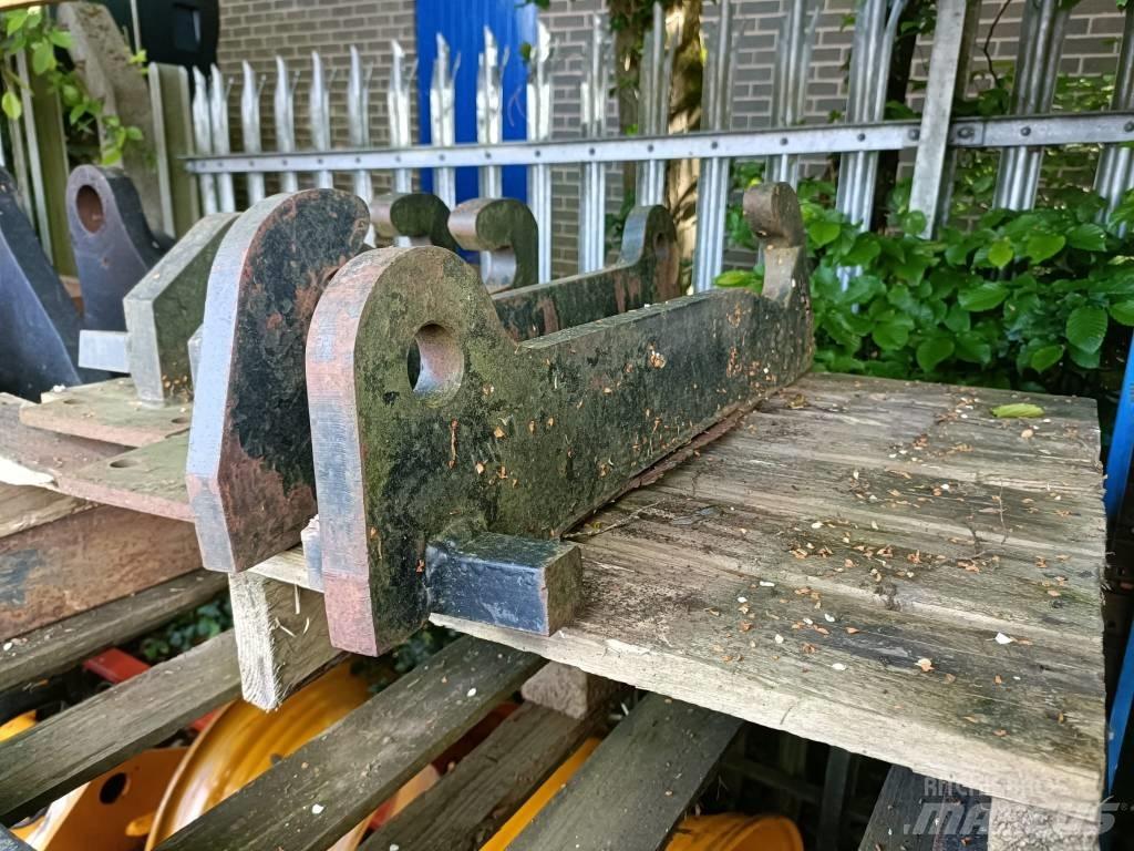 JCB WELD ON BRACKETS Drugi priključki za nakladanje in kopanje