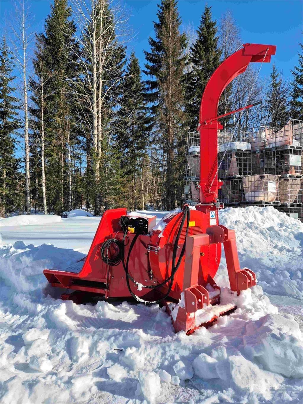 Farmi 260 OEM Cepilniki, lesni drobilci, in žage
