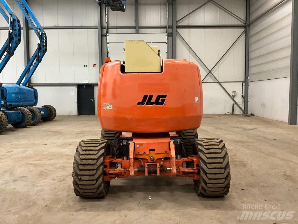 JLG 450 AJ Zglobne dvižne ploščadi
