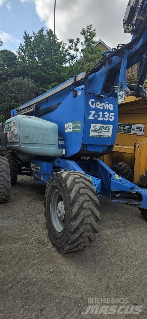 Genie Z 135/70 Zglobne dvižne ploščadi