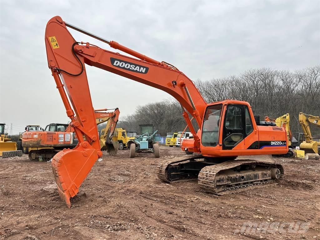 Doosan DH 220 Bagri goseničarji