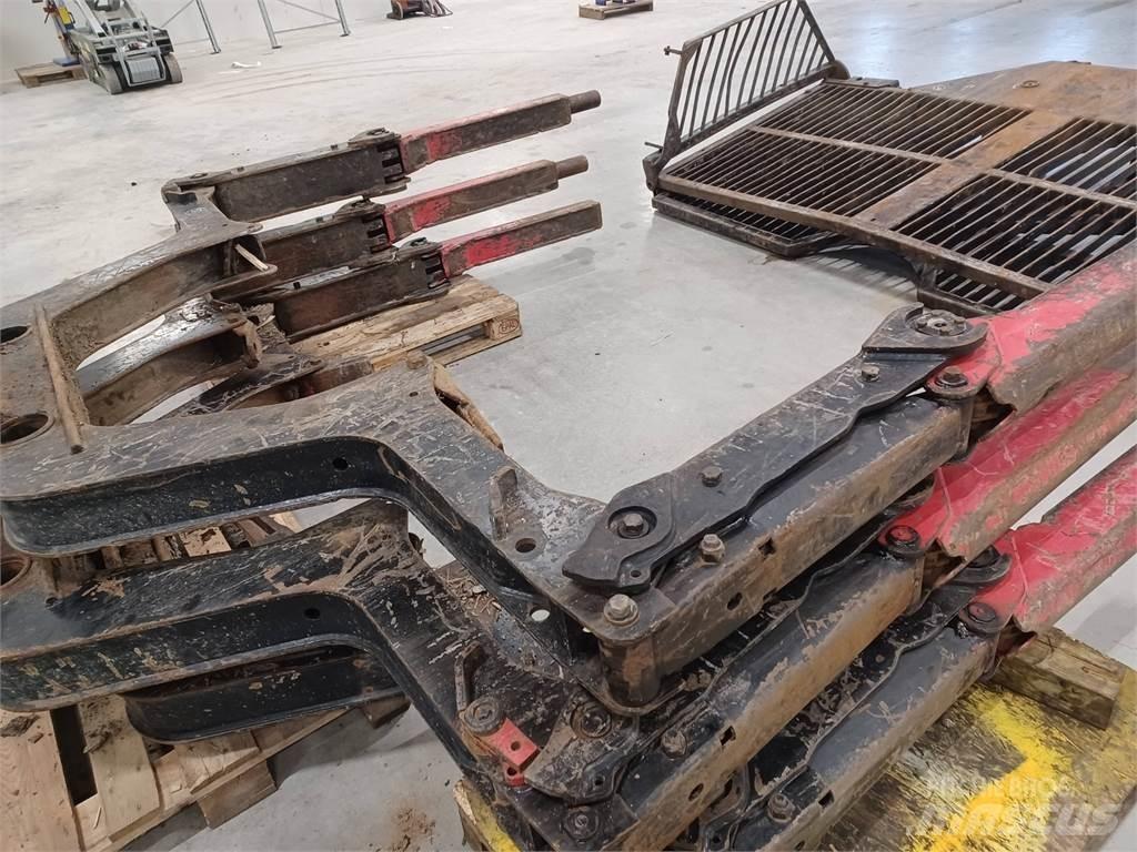 Komatsu 890.3 Druge komponente