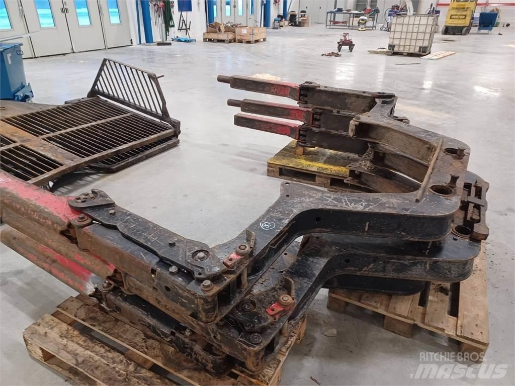 Komatsu 890.3 Druge komponente