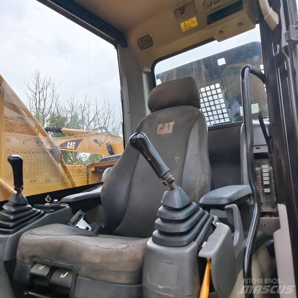 CAT 320 D Bagri goseničarji