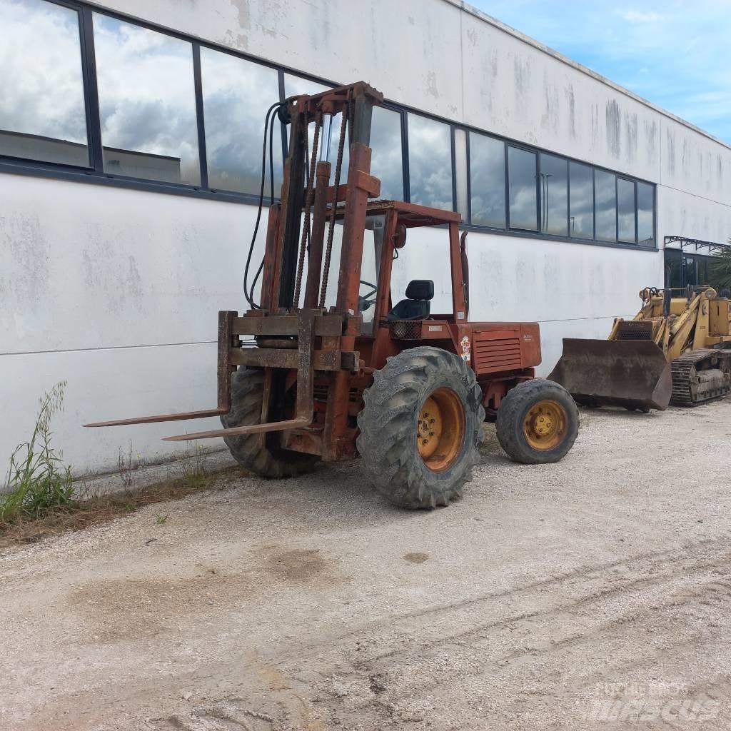 Manitou 4RM30G Dizelski viličarji
