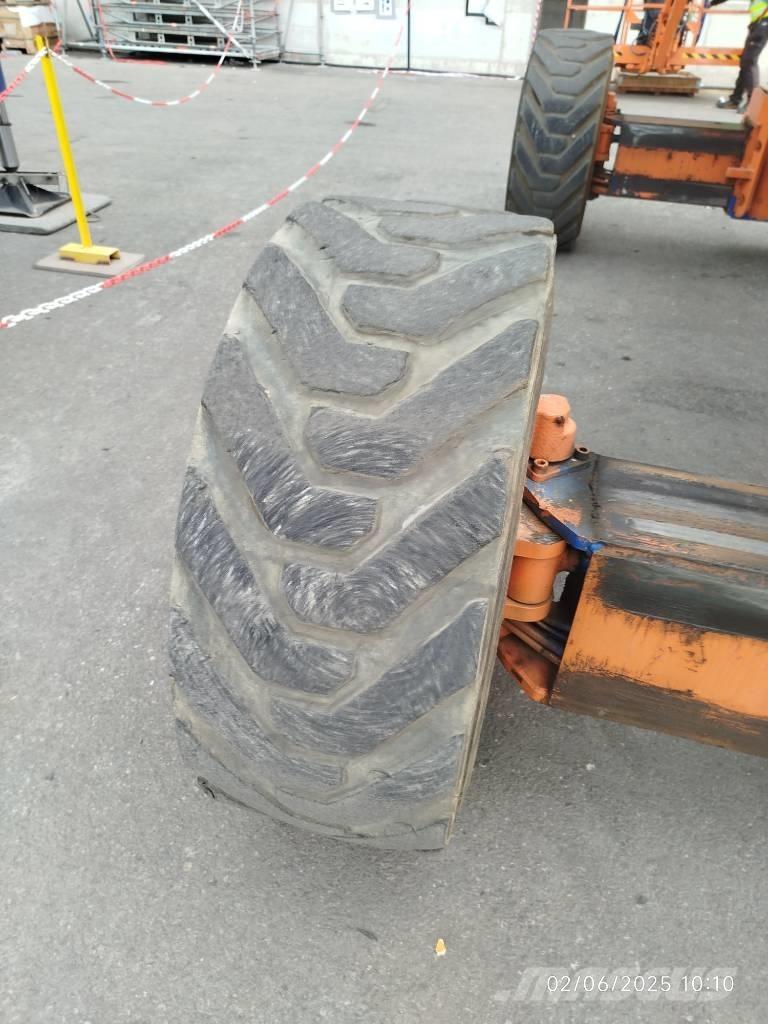 JLG 1250 AJP Zglobne dvižne ploščadi
