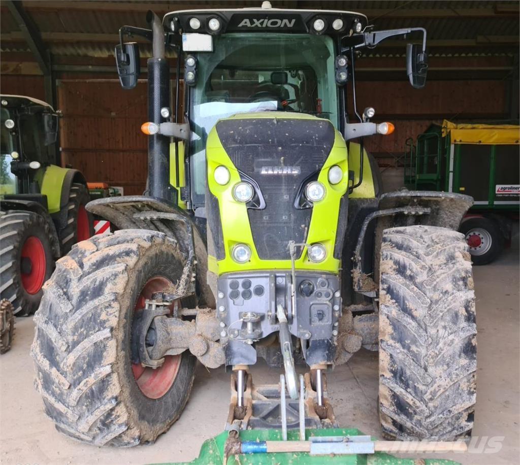CLAAS Axion 810 Traktorji