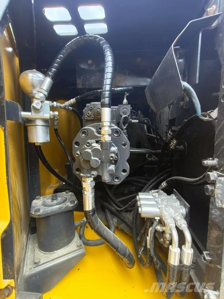 Sumitomo SH120 Bagri goseničarji