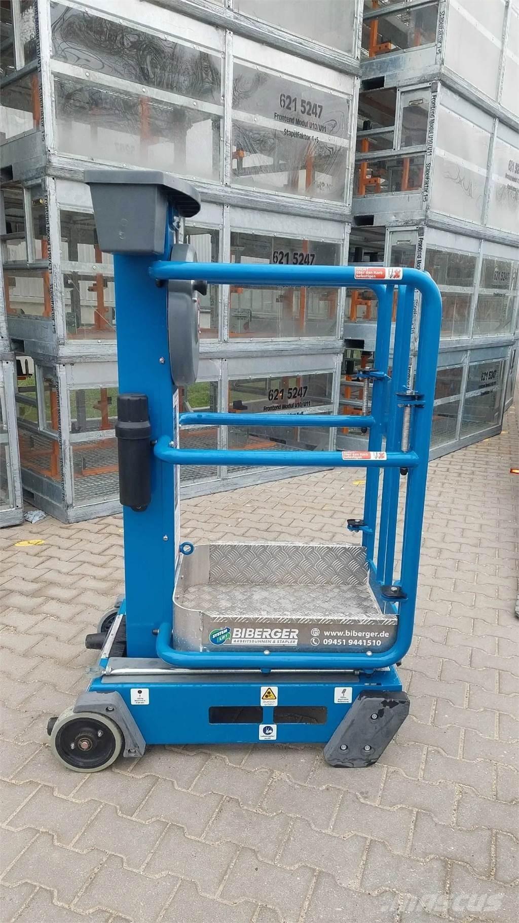 JLG Pecolift Druga dvigala in dvižne ploščadi