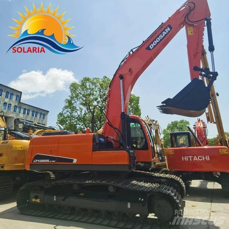 Doosan DX 225 LC Bagri goseničarji