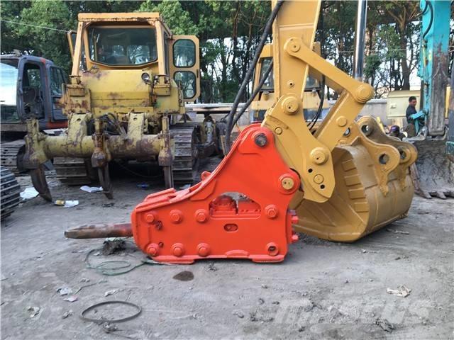 CAT 325 C Bagri goseničarji
