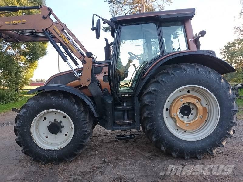 Valtra N 141 Traktorji