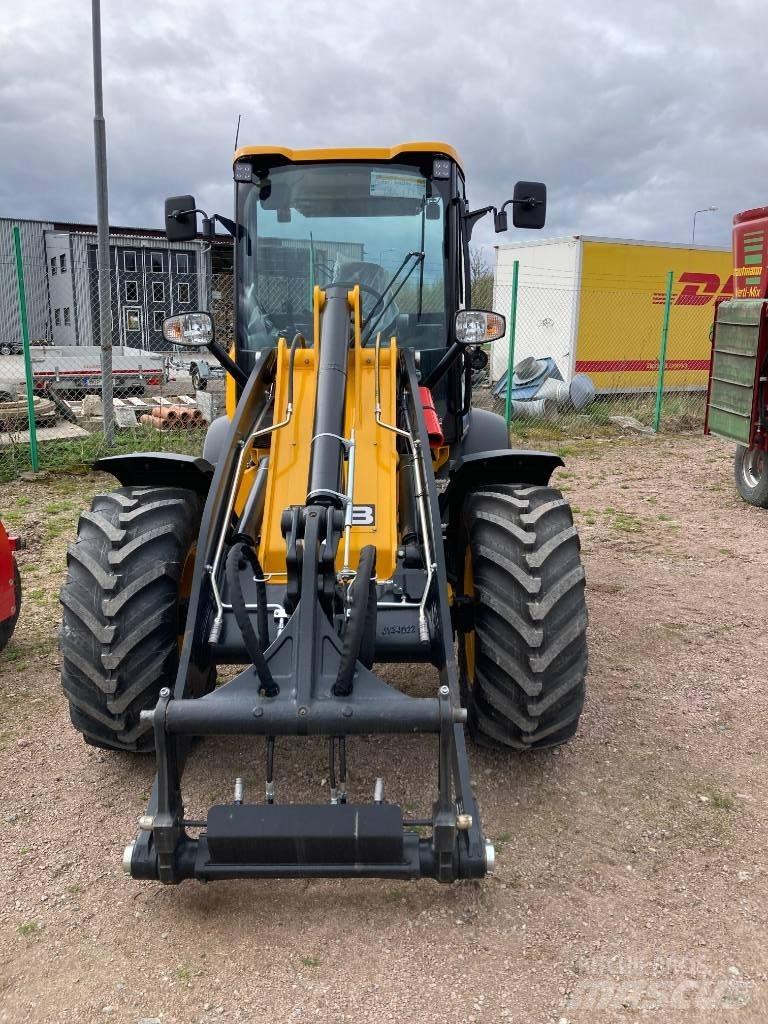 JCB 409 Kolesni nakladalci