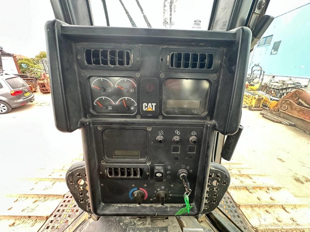 CAT D 6 N LGP Buldožerji goseničarji
