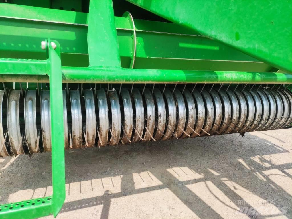 McHale Fusion 4 Plus Balirke (okrogle bale)