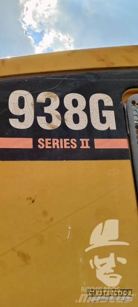CAT 938 G Kolesni nakladalci