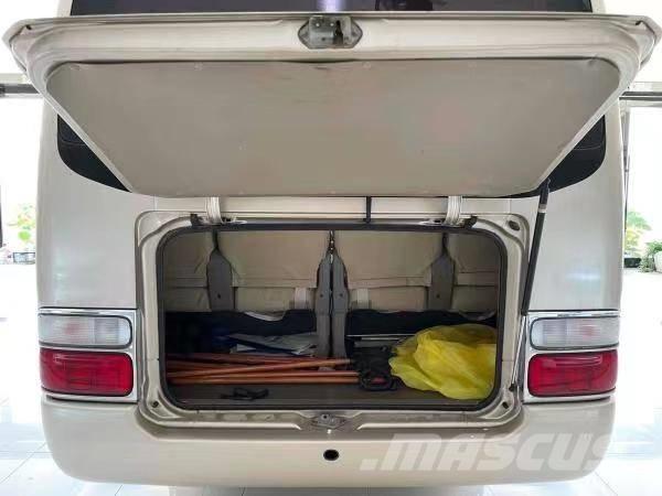 Toyota Coaster Bus Mini avtobusi