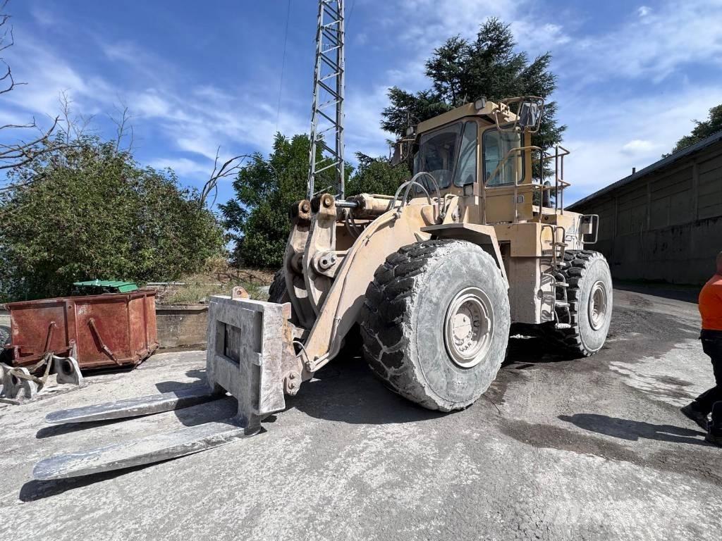CAT 980 F Kolesni nakladalci