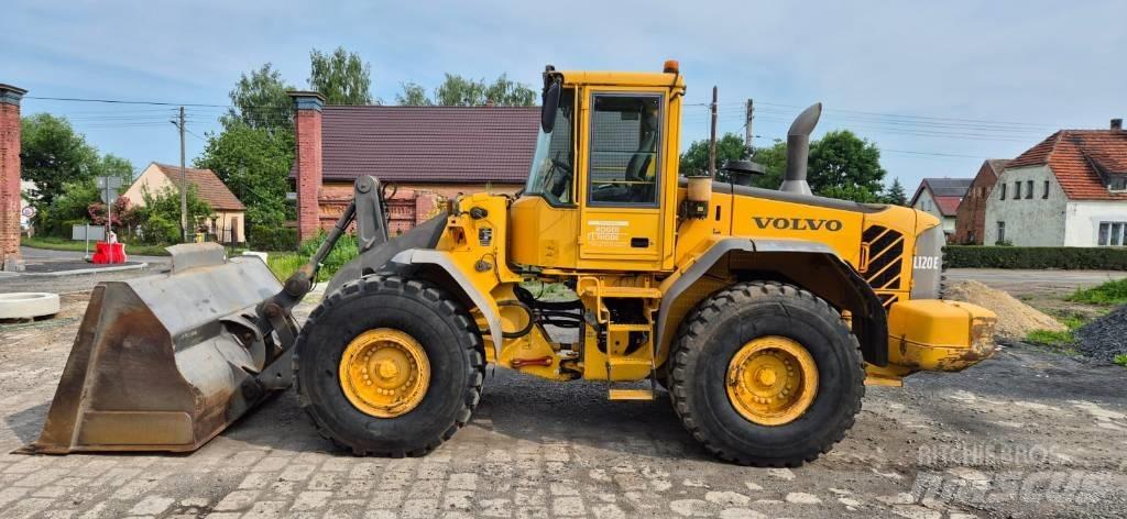 Volvo L 120 E Kolesni nakladalci