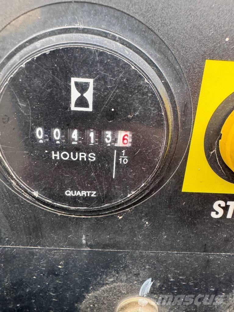 Genie GS 3369 RT Škarjaste dvižne ploščadi