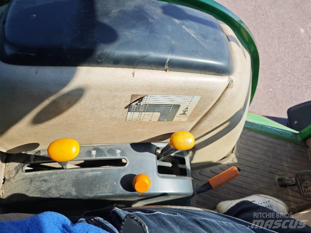 John Deere 4520 Manjši traktorji