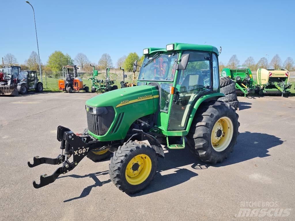 John Deere 4520 Manjši traktorji