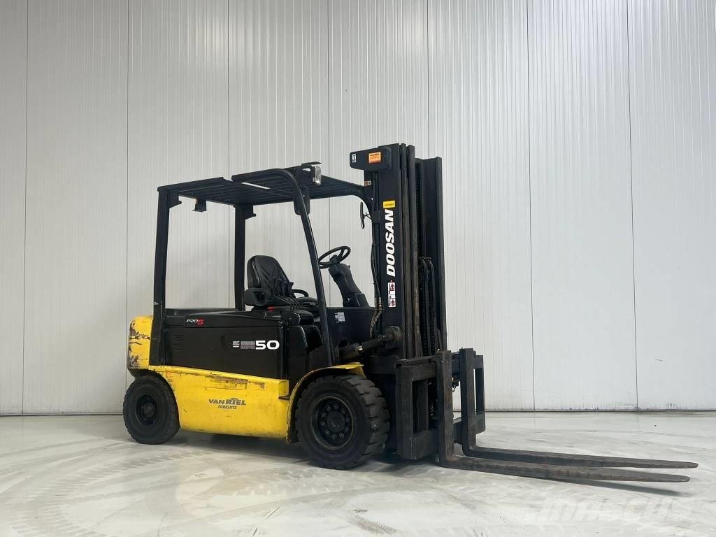 Doosan B50X-5 Električni viličarji