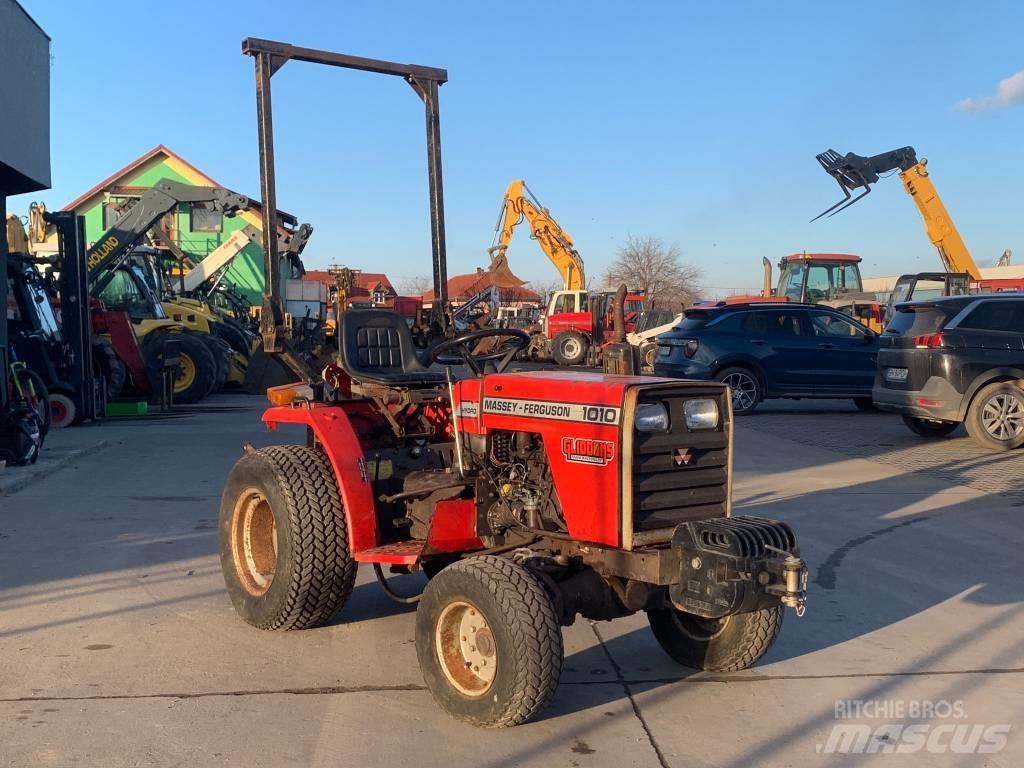 Massey Ferguson 1010 Traktorji