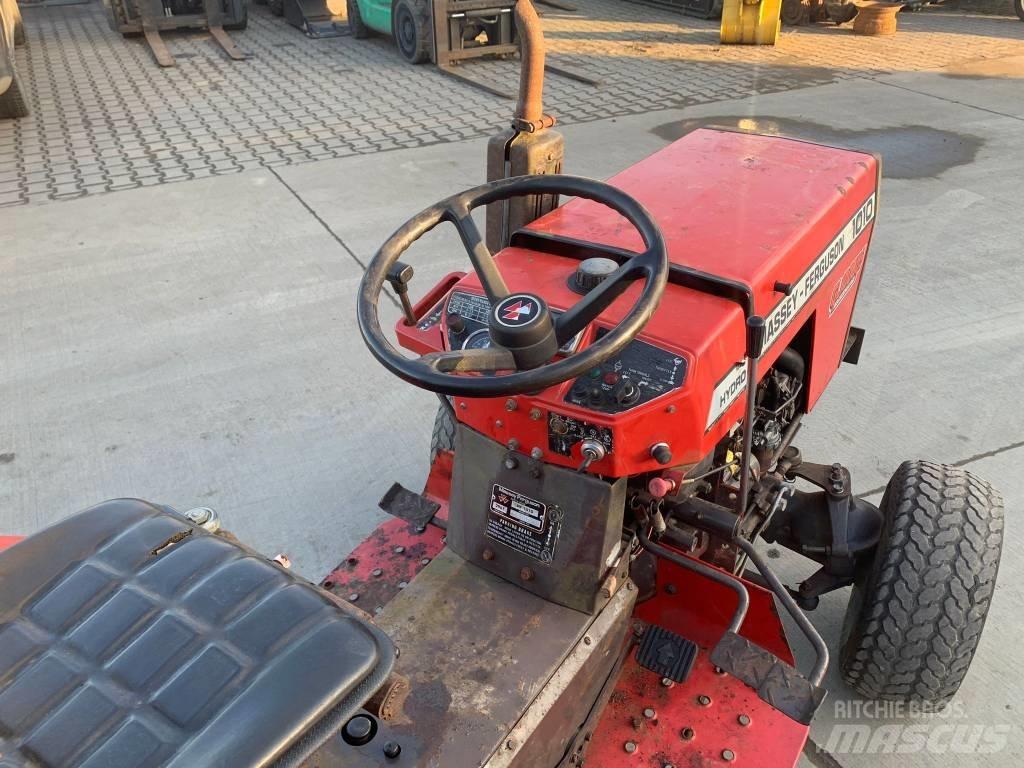 Massey Ferguson 1010 Traktorji