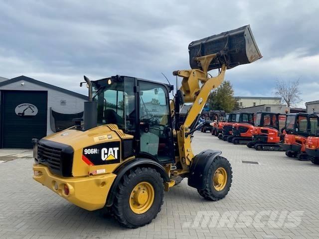 CAT 906 H 2 Kolesni nakladalci