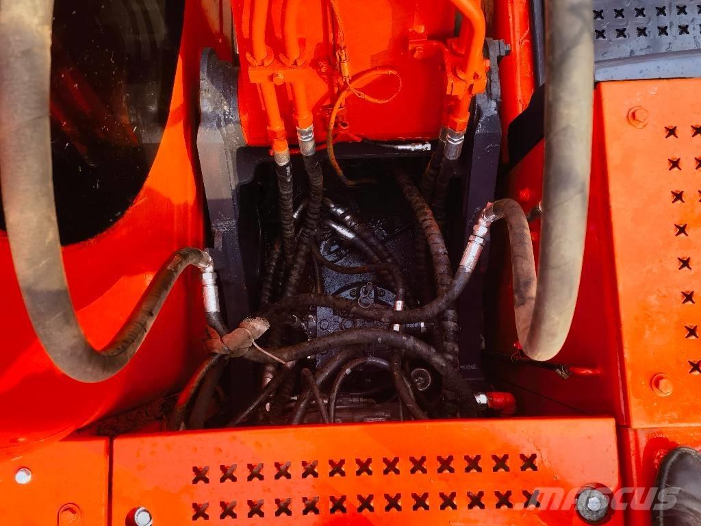 Doosan DX140LC-9C Bagri goseničarji