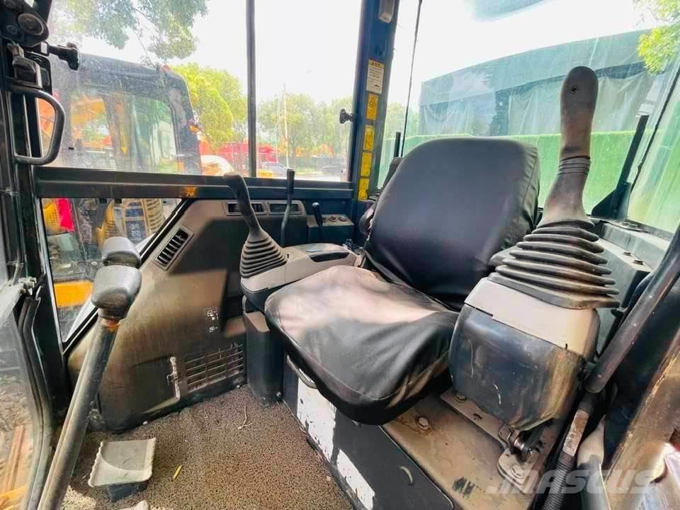 Komatsu PC55MR-2 Mini bagri <7t