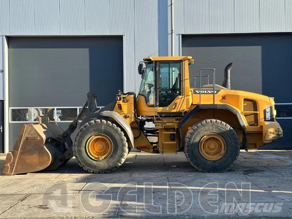 Volvo L110G Kolesni nakladalci