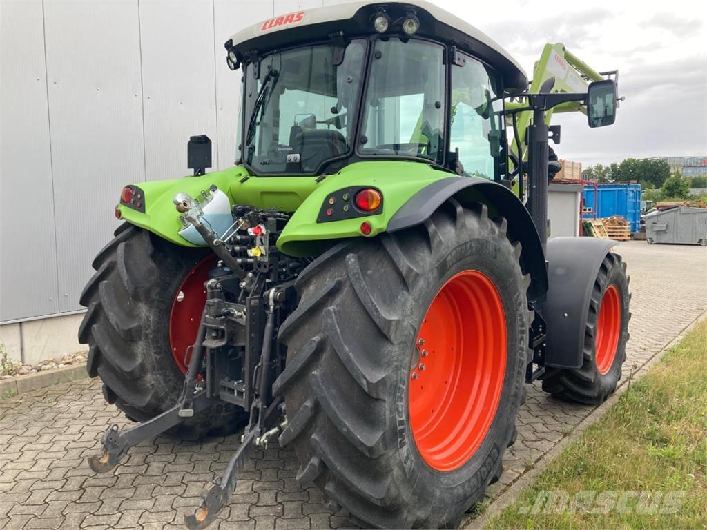 CLAAS Arion 440 Traktorji