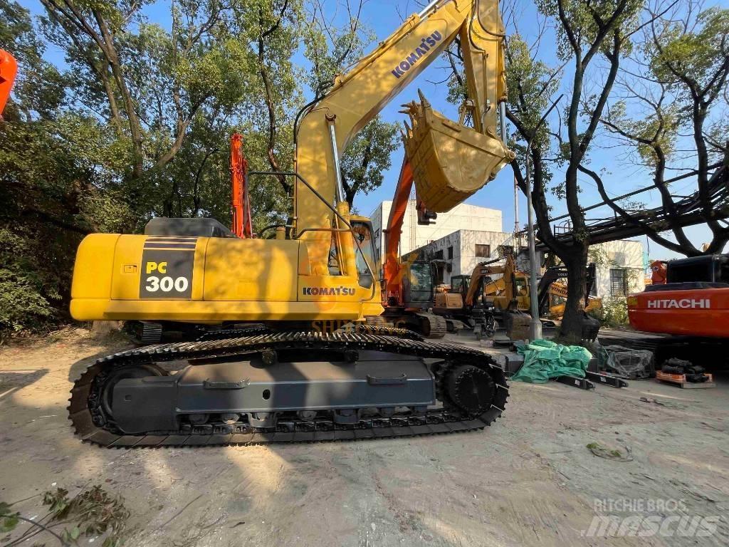 Komatsu PC 300 Bagri goseničarji