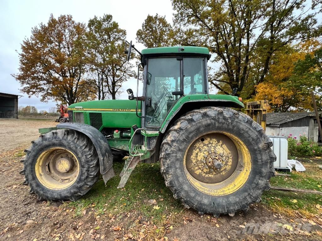 John Deere 7800 Traktorji
