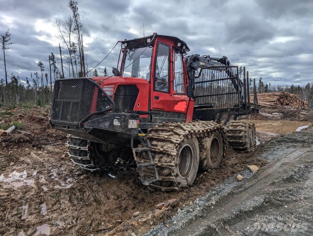 Komatsu 895 Forwarderji