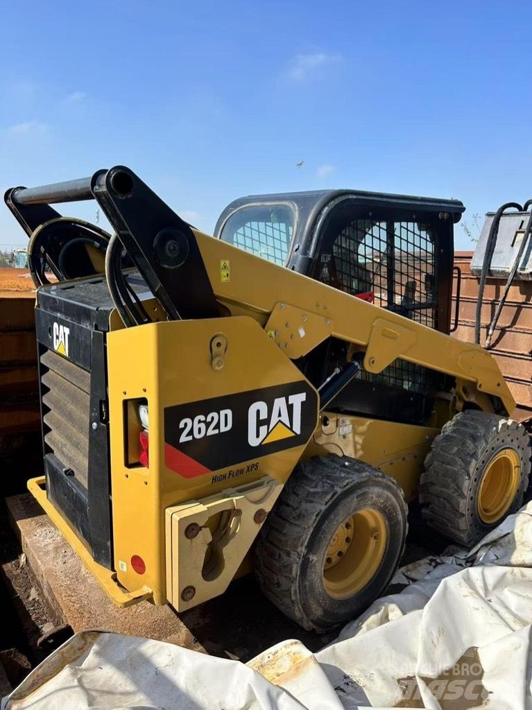 CAT 262 D Skid steer mini nakladalci