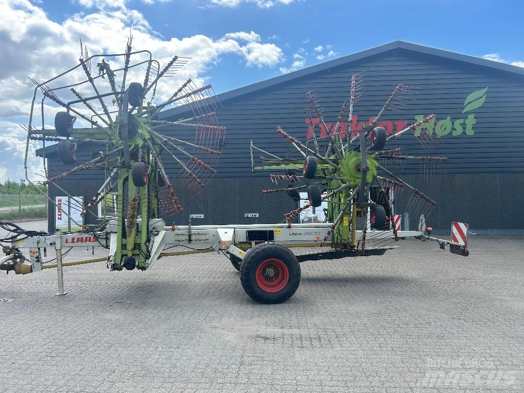 CLAAS Liner 3500 Obračalniki in zgrabljalniki