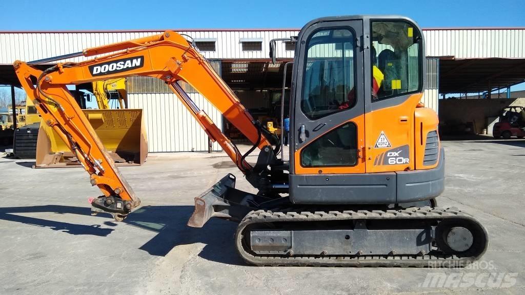 Doosan DX 60 R Mini bagri <7t