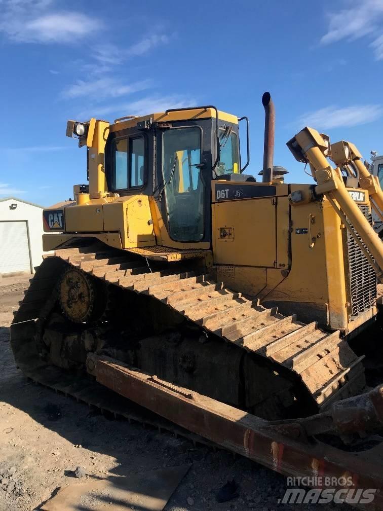 CAT D6T LGP Buldožerji goseničarji