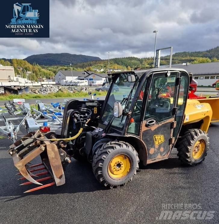 JCB 515-40 Kmetijski teleskopski nakladalci