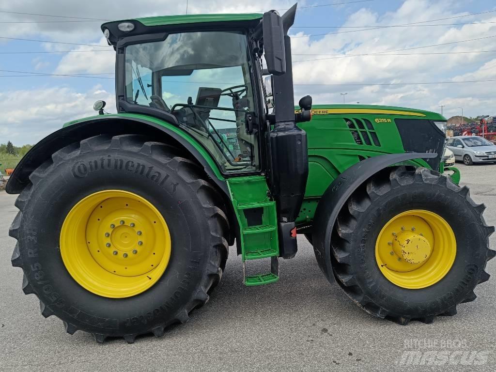 John Deere 6215 R Traktorji