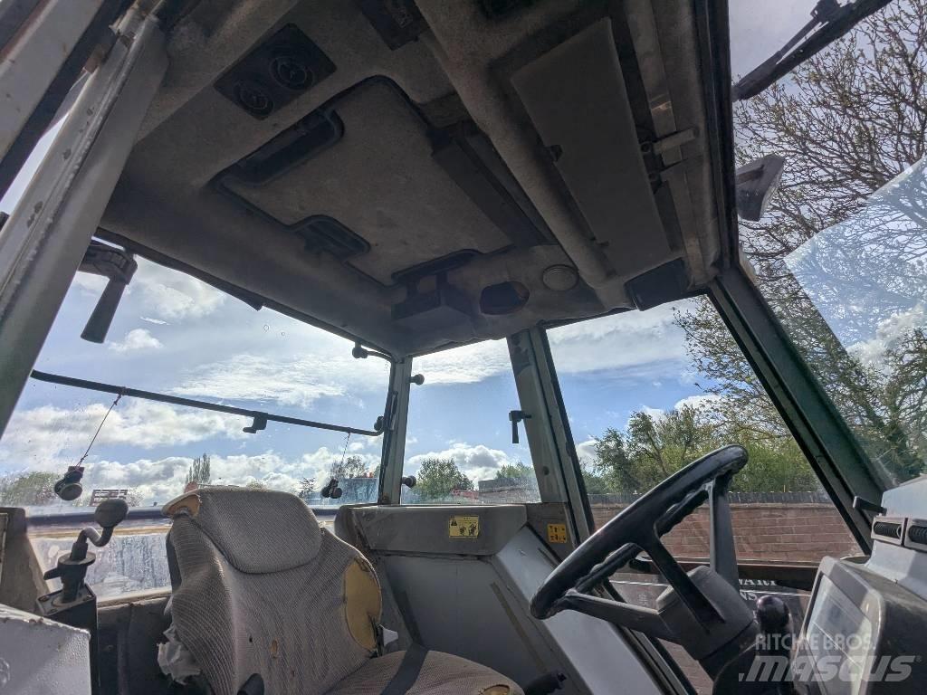 Massey Ferguson 399 Traktorji