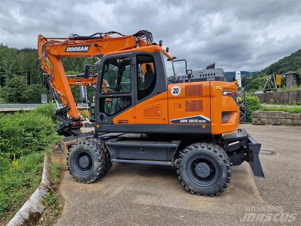 Doosan DX165WR-7 Bagri na kolesih
