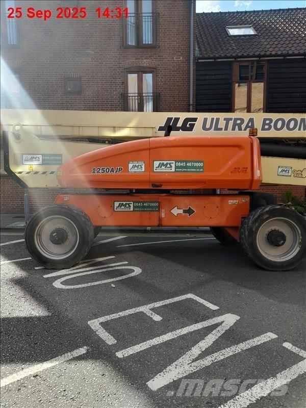 JLG 1250 AJP Zglobne dvižne ploščadi