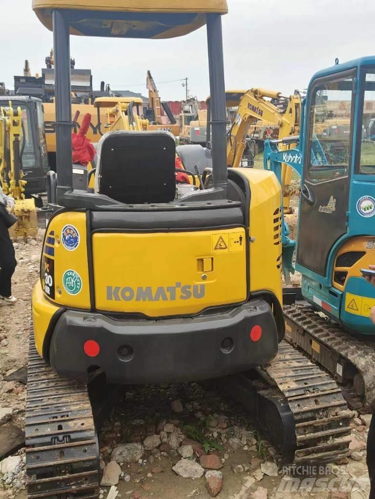 Komatsu PC 30 Mini bagri <7t