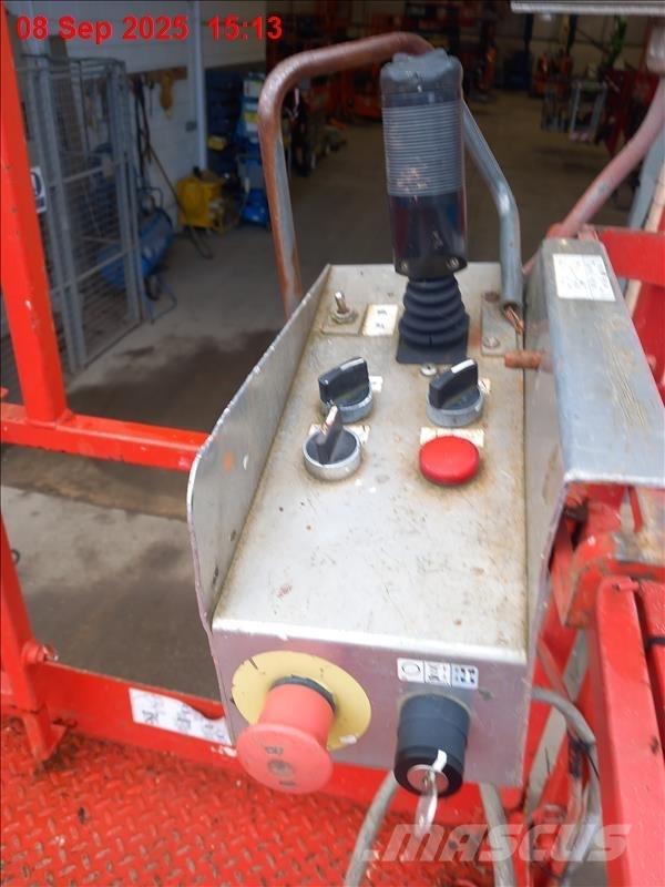 SkyJack SJ 8841 RT Škarjaste dvižne ploščadi