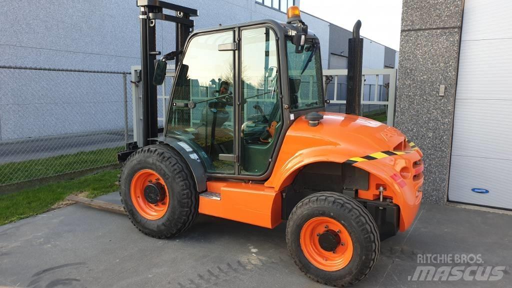Ausa C 250 H X4 Dizelski viličarji